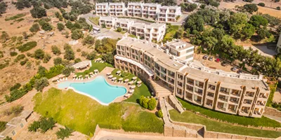 Evia Hotel & Suites