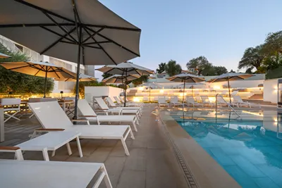 Ray Hotel