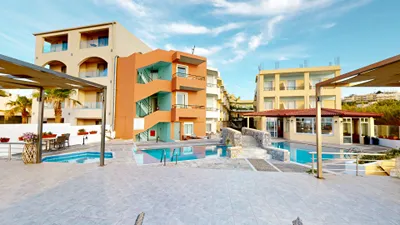 Dedalos Beach Hotel