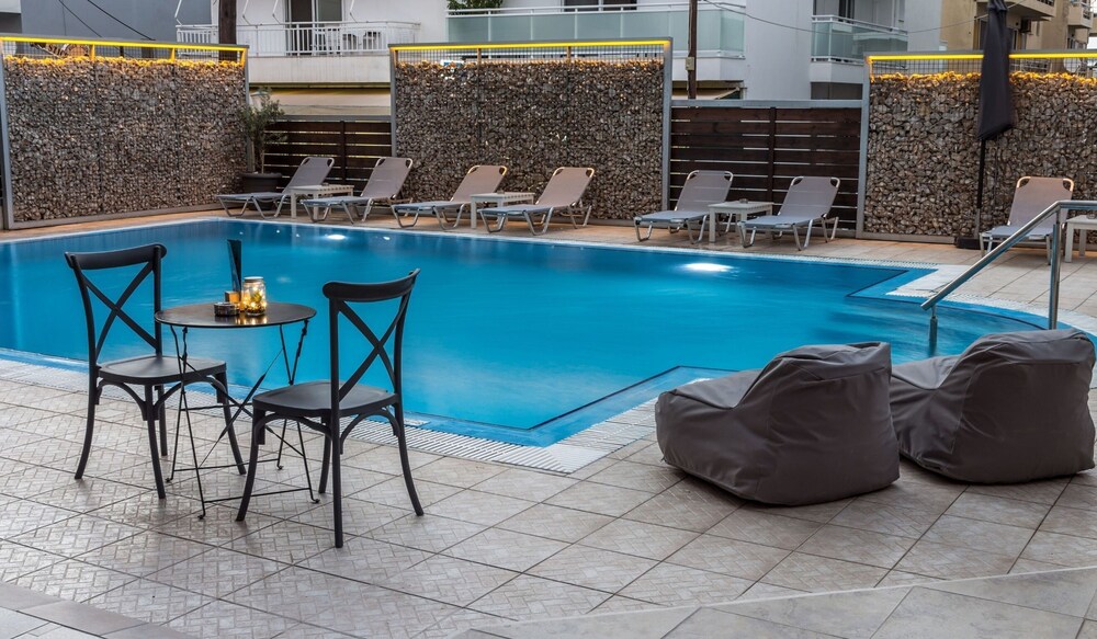 MAJESTIC HOTEL