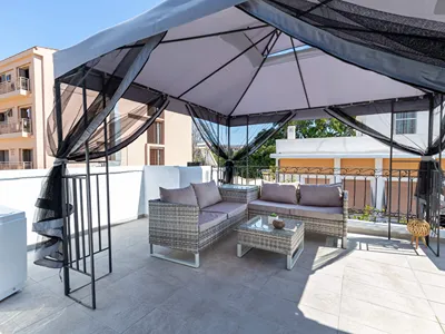 Metropolitan Pearl Boutique Hotel