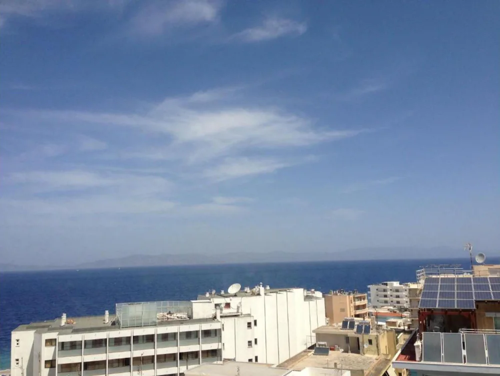 MAJESTIC HOTEL