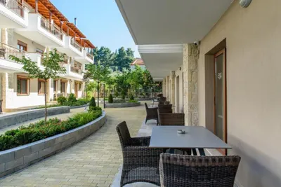 Apanemia Hotel
