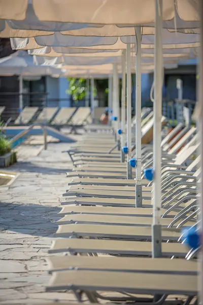 Golden Coast Hotel & Bungalows