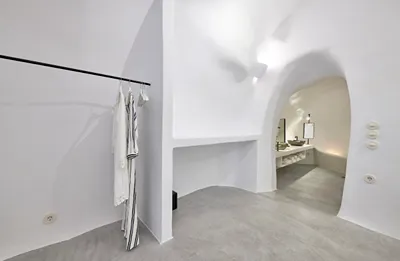 Cave Suite Oia