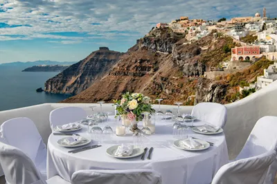 Athina Luxury Suites