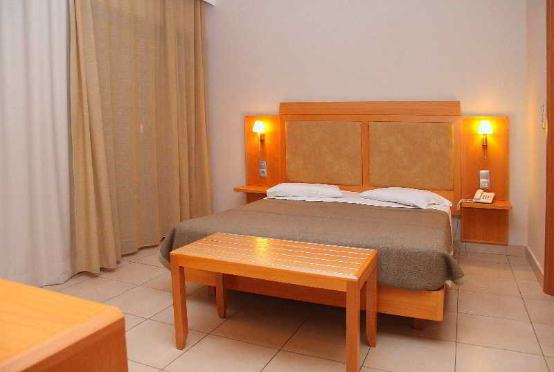 Saint Constantine Hotel