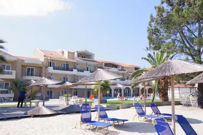 Rachoni Bay Resort