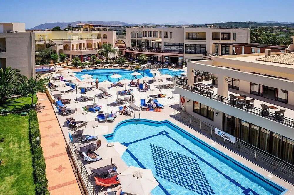Vantaris Palace Hotel