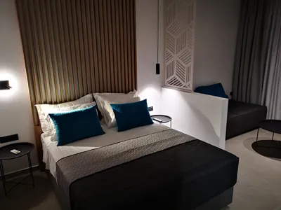 Zoes Hotel