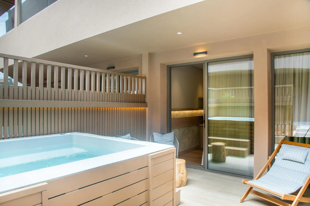 Senseana Sea Side Resort & Spa