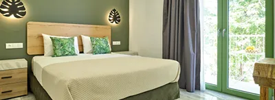 The Tree Suites