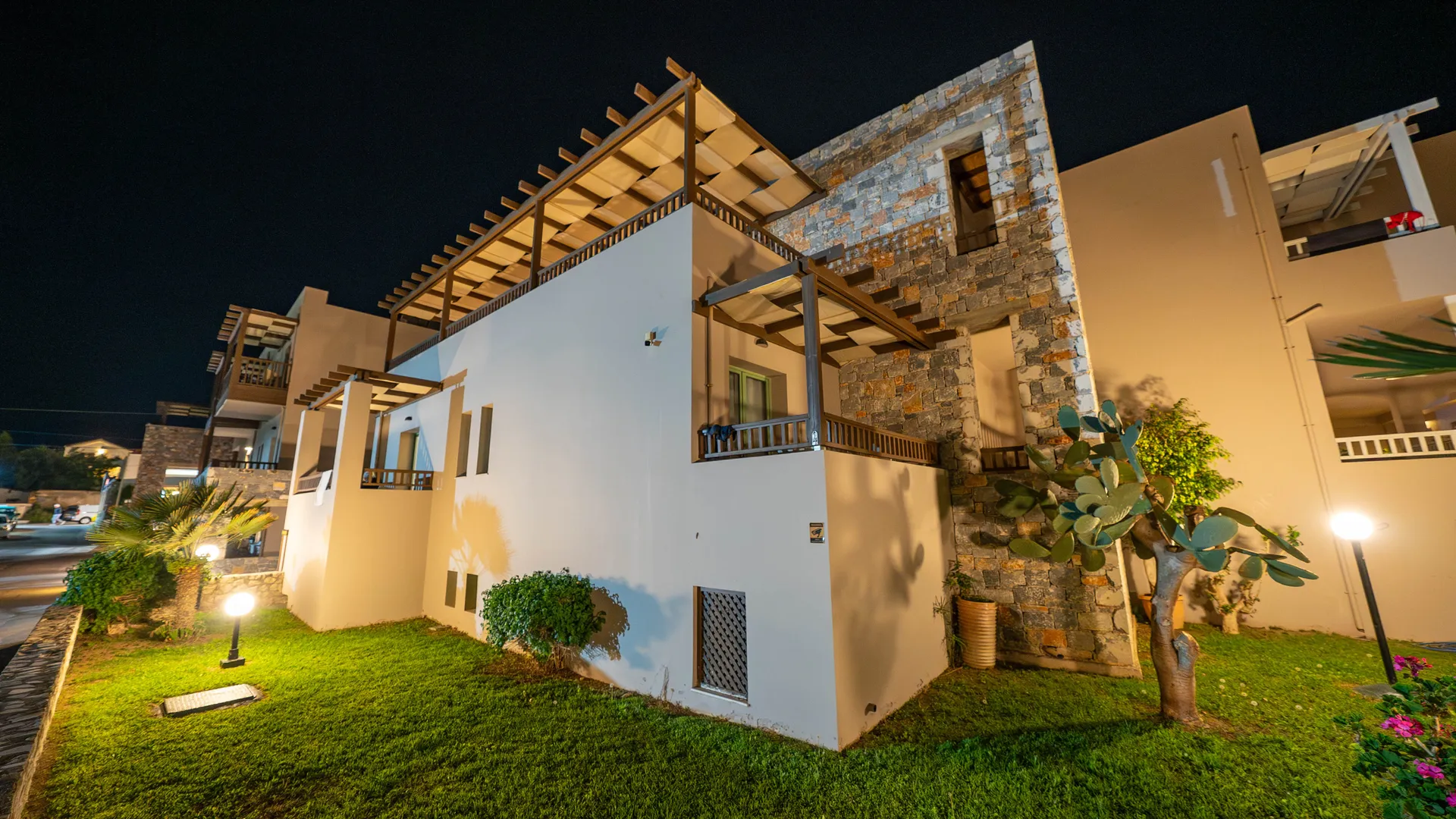 Erato Beach Hotel | Adults Only