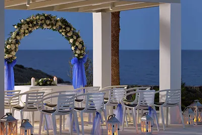 Aurora Luxury Suites Santorini