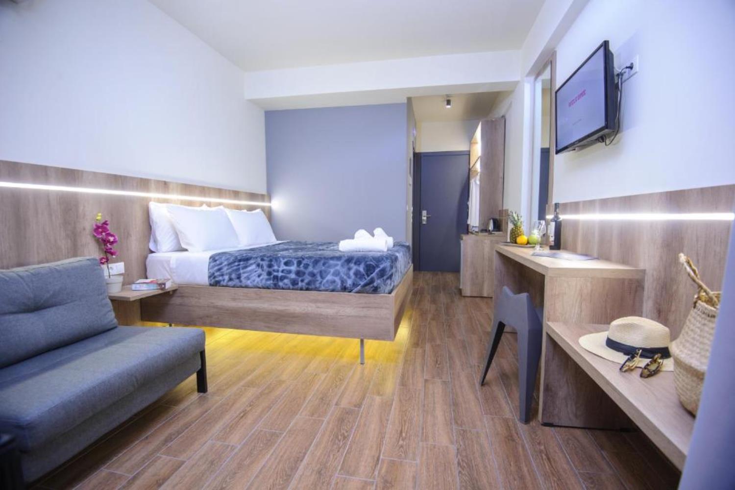 Yakinthos Hotel