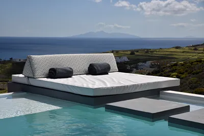 Horizon Mills Villas and Suites Santorini