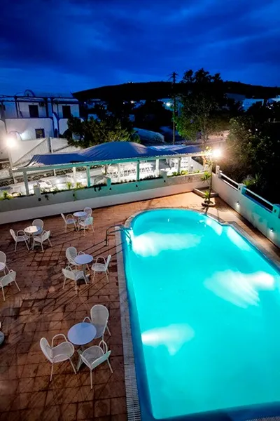 Privee Santorini