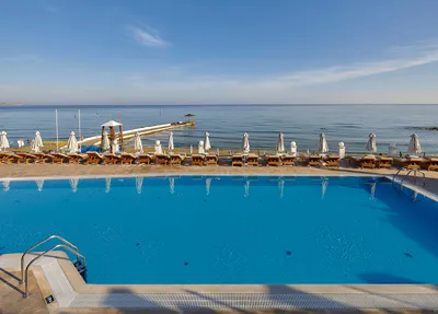 Alexander Beach Hotel & Village