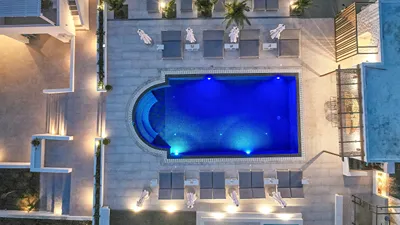 Petri Suites Santorini