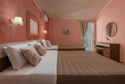 Ouzas Luxury Hotel