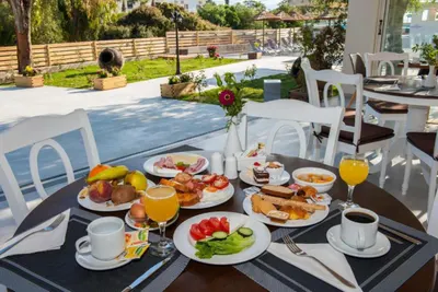 Ninos Amour Holiday Resort