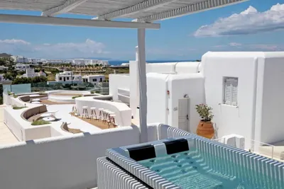 Andronikos Hotel