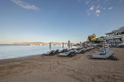 Oasis Beach Hotel