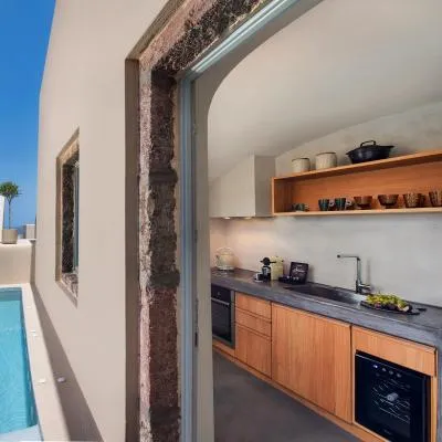 Halcyon Days Luxury Suites