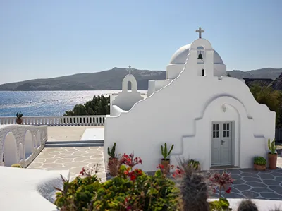 Mykonos Lolita, A Grecotel Resort to Live