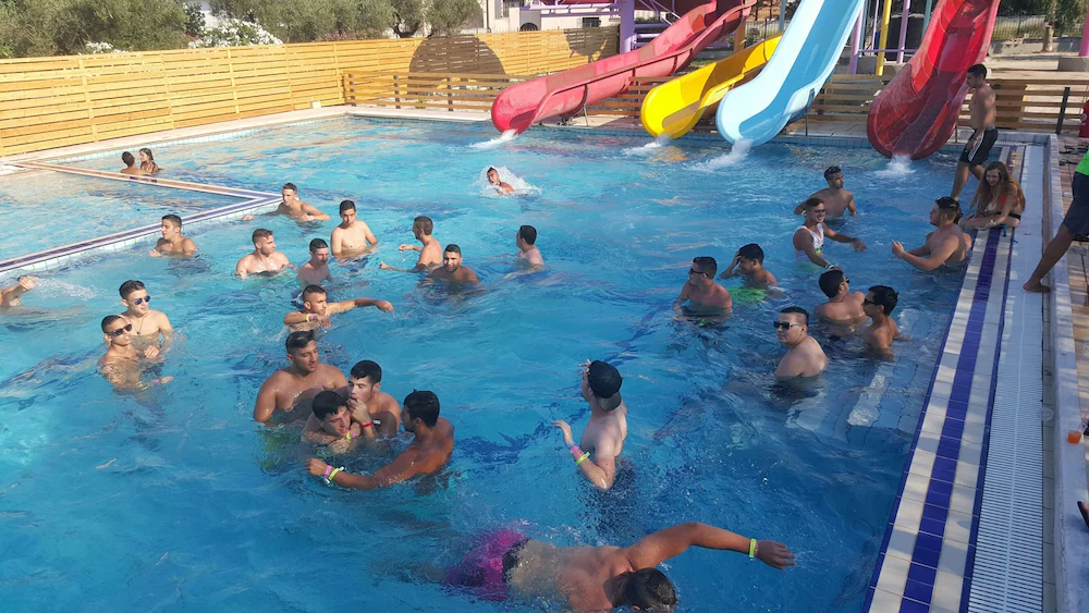 Perkes Hotel Complex