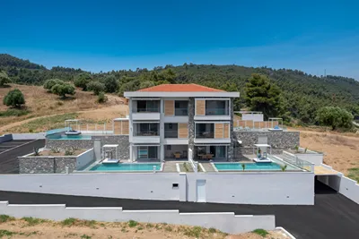 Villa D'Oro Luxury Villas & Suites