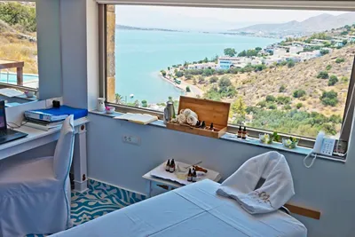 Royal Marmin Bay Boutique & Art Hotel