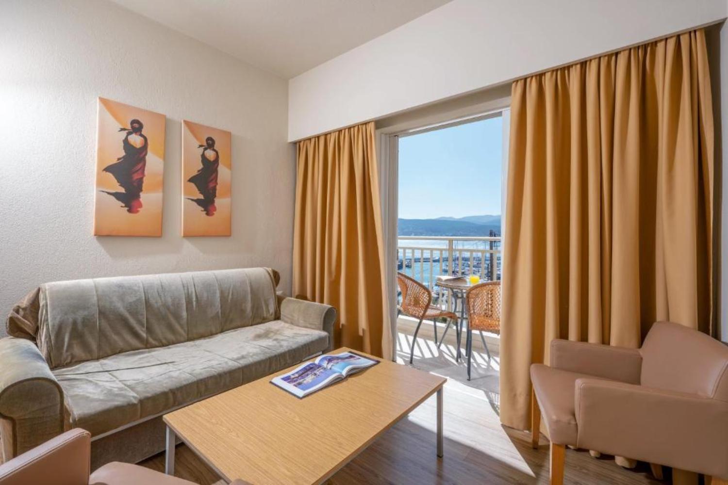 Kitro Hotel