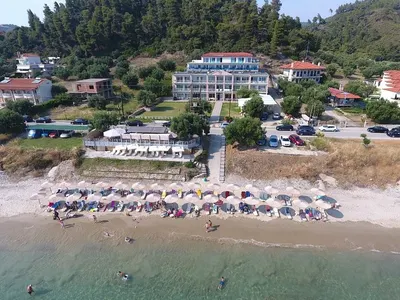 CROWN HOTEL Nea Skioni
