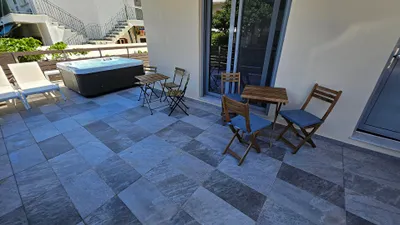 Rhodes City University Suite