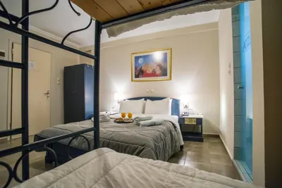 Argo Hotel