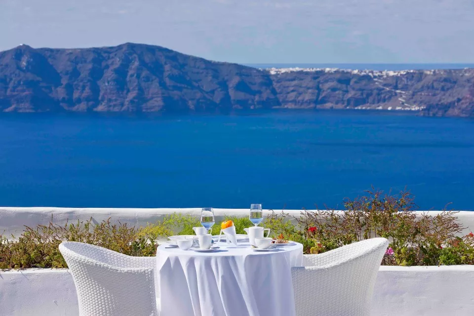 Cliff Side Suites