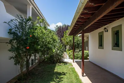Paradise Inn Corfu