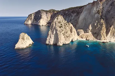 Lesante Cape