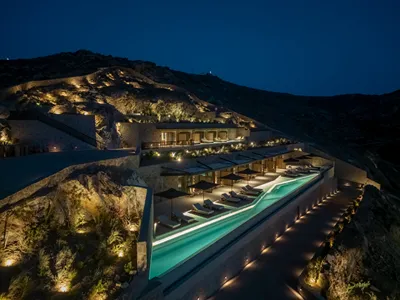 Petrablu Mykonos