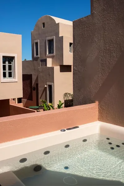 Terra Verde Oia by K&K