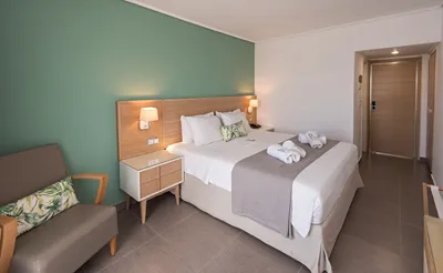 Palm Beach Hotel – Adults Only
