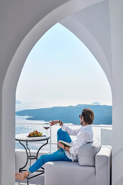 Cosmopolitan Suites Santorini