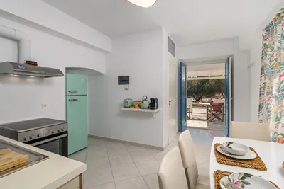 Kypraios Home