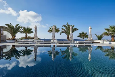 Petri Suites Santorini