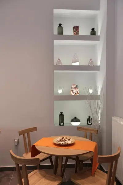 Meni Apartments Hotel