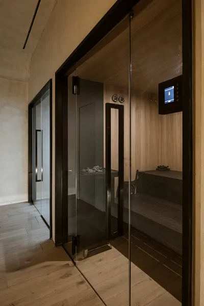 One of One Hotel