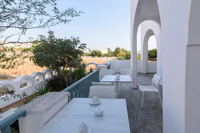 Iris Boutique Hotel Santorini