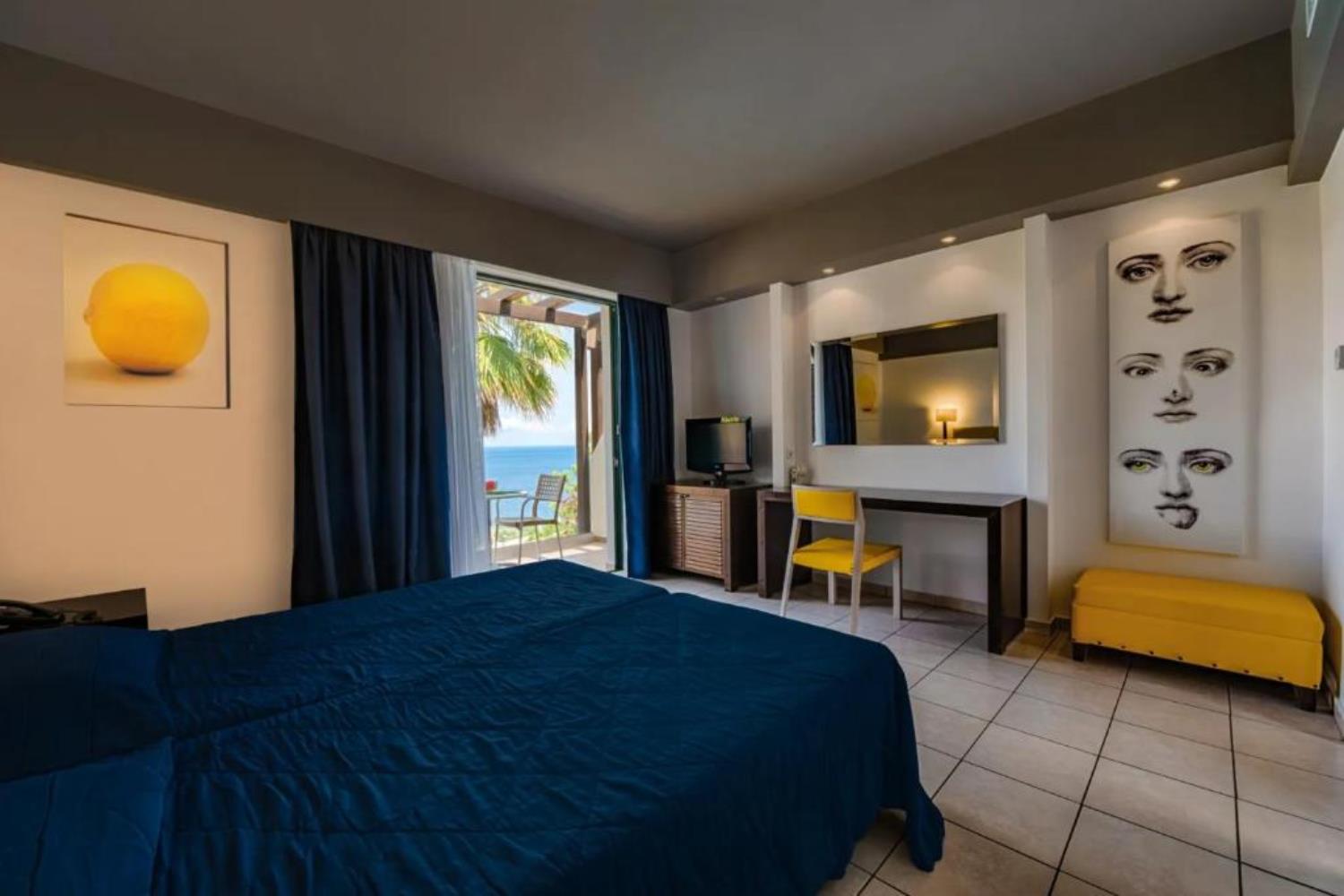 Louis Apostolata Island Resort