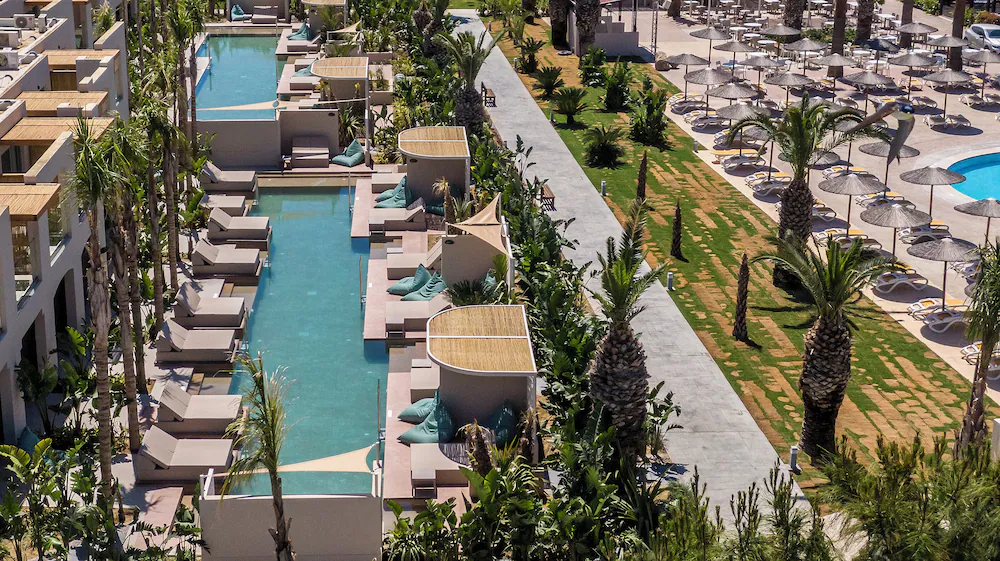 Akti Coast Club